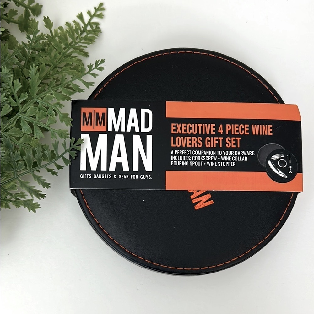 Mad Man Executive 4 Piece Wine Lovers Gift Set NWT! Gift for Guys